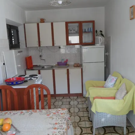 Adrian's & Winery דירה לומבארדה