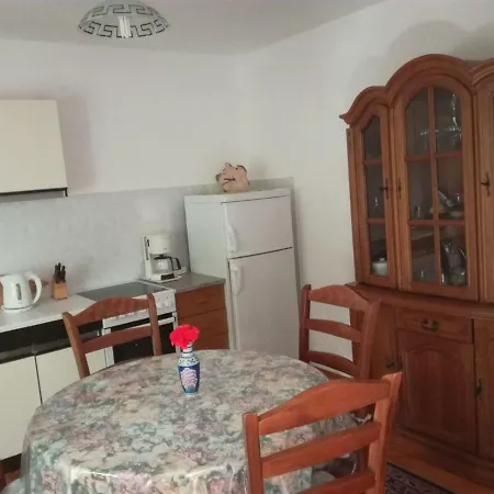 Adrian's & Winery לומבארדה